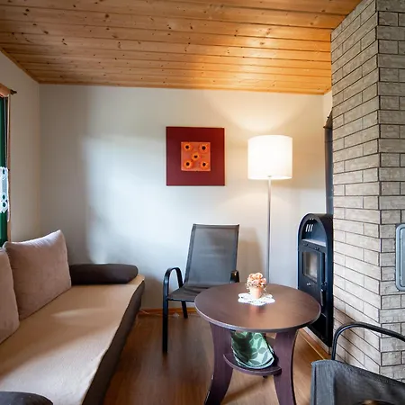 Ferienhaus Chatki U Stefana Zastan